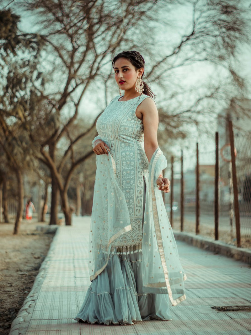 Farshi Suits